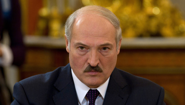 Лукашенко приказал не взыскивать «налог на тунеядство» в течении года