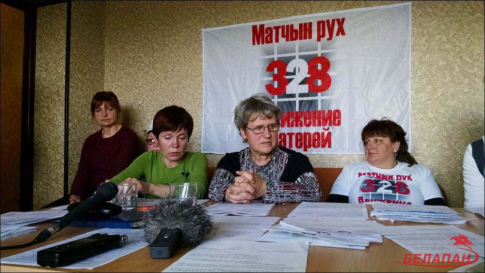 «Матчын рух 328» продолжает голодовку. Часть участниц требует отставки Шуневича