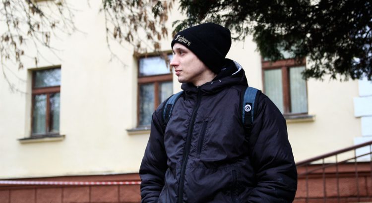 На анархиста Полиенко возбуждено уголовное дело за оскорбление милиционера.